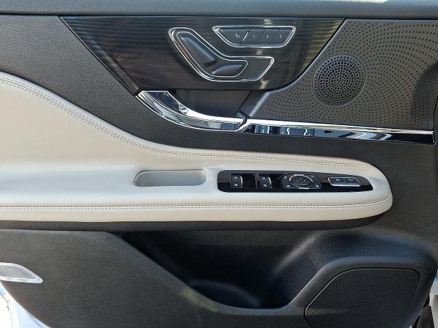 2025 Lincoln Corsair - $45,823