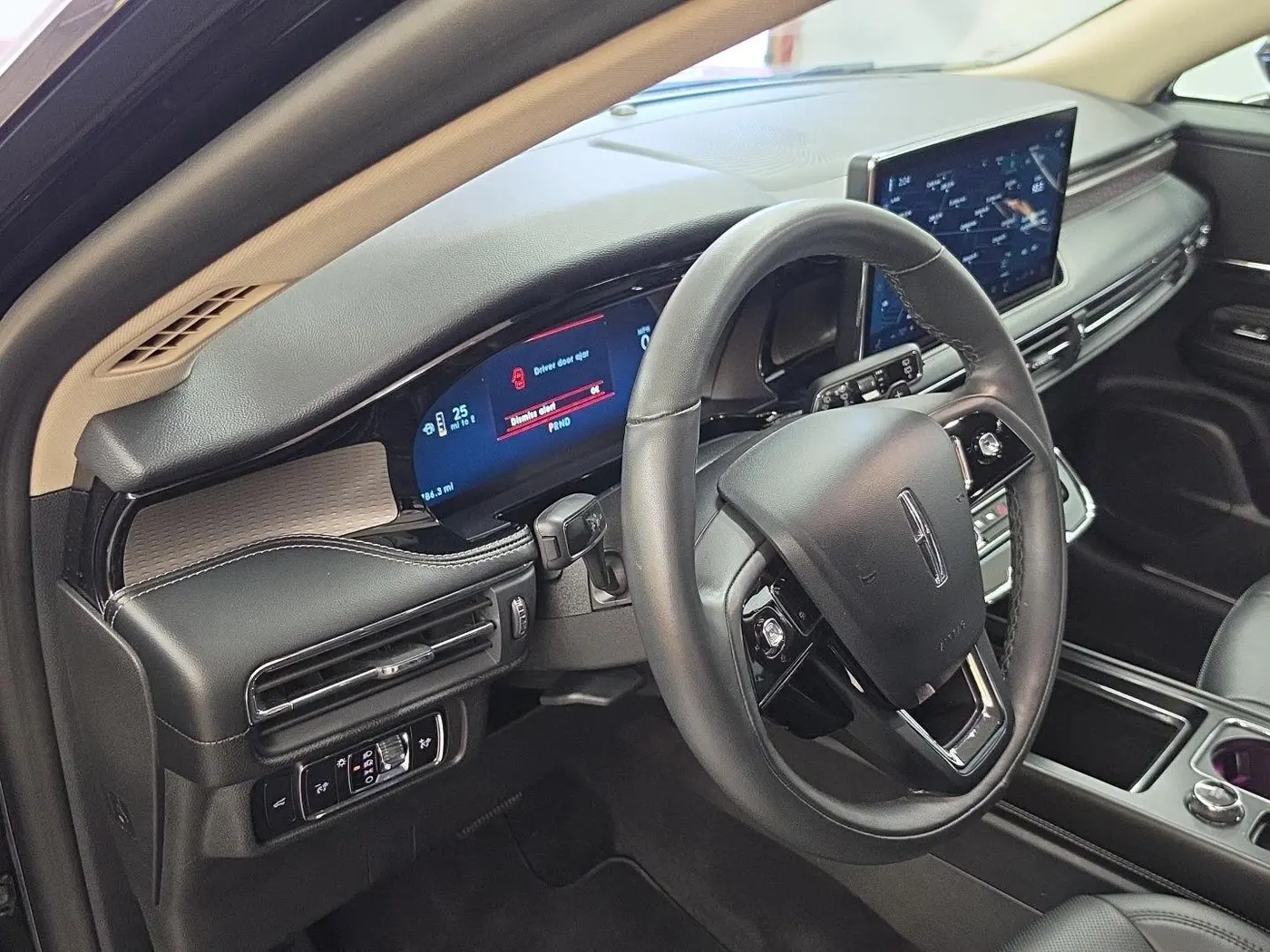 2024 Lincoln Corsair - $40,999