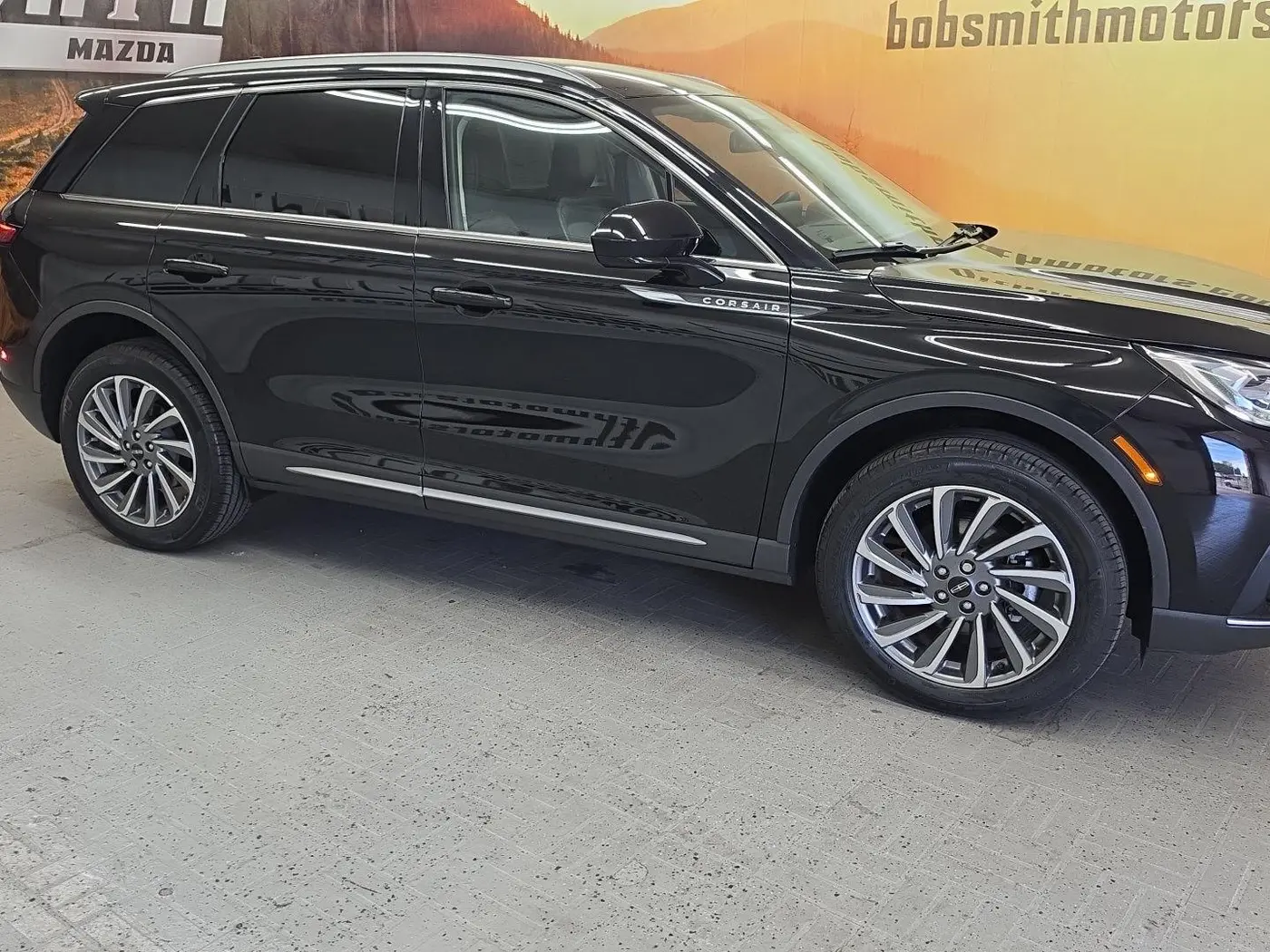 2024 Lincoln Corsair - $40,999