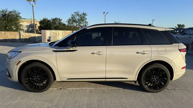 2023 Lincoln Corsair Reserve