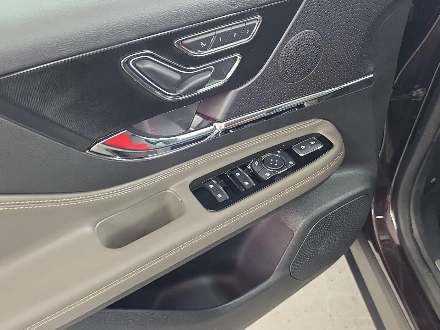 2023 Lincoln Corsair - $38,983