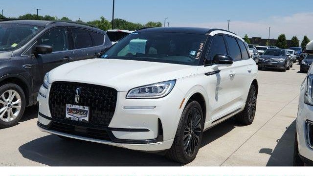 Preowned 2025 Lincoln Corsair Reserve for Sale