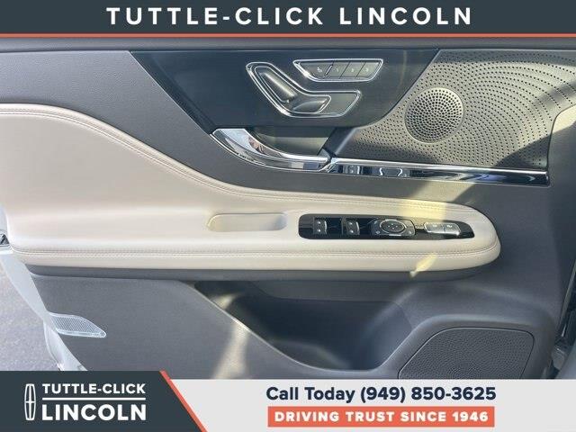 2023 Lincoln Corsair - $33,680