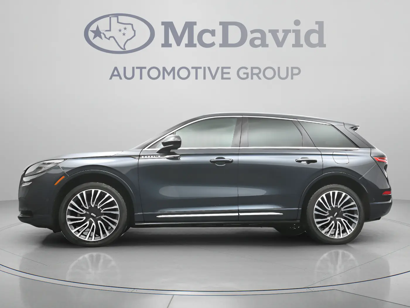 2022 Lincoln Corsair - $25,699
