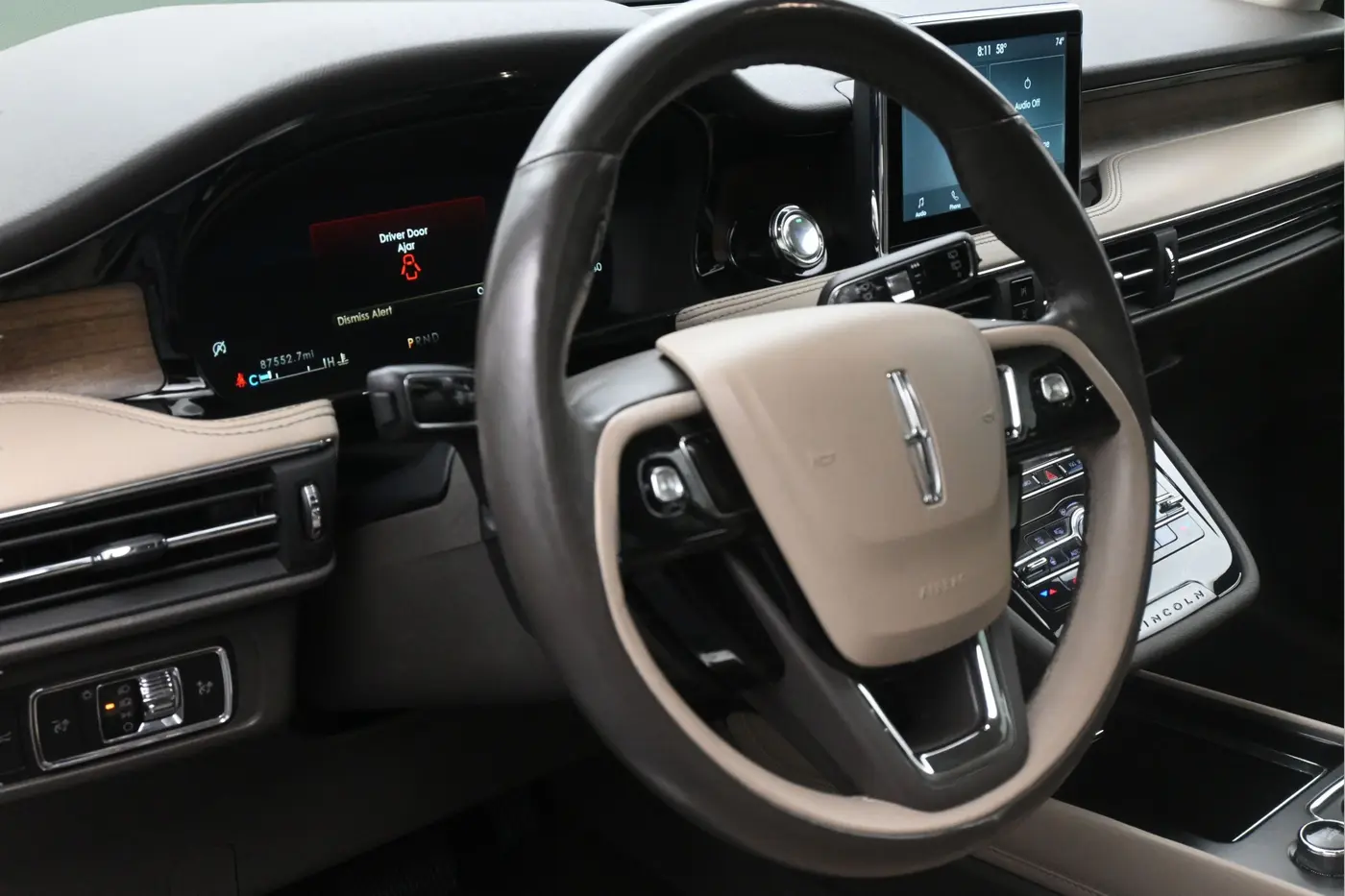 2022 Lincoln Corsair - $25,699