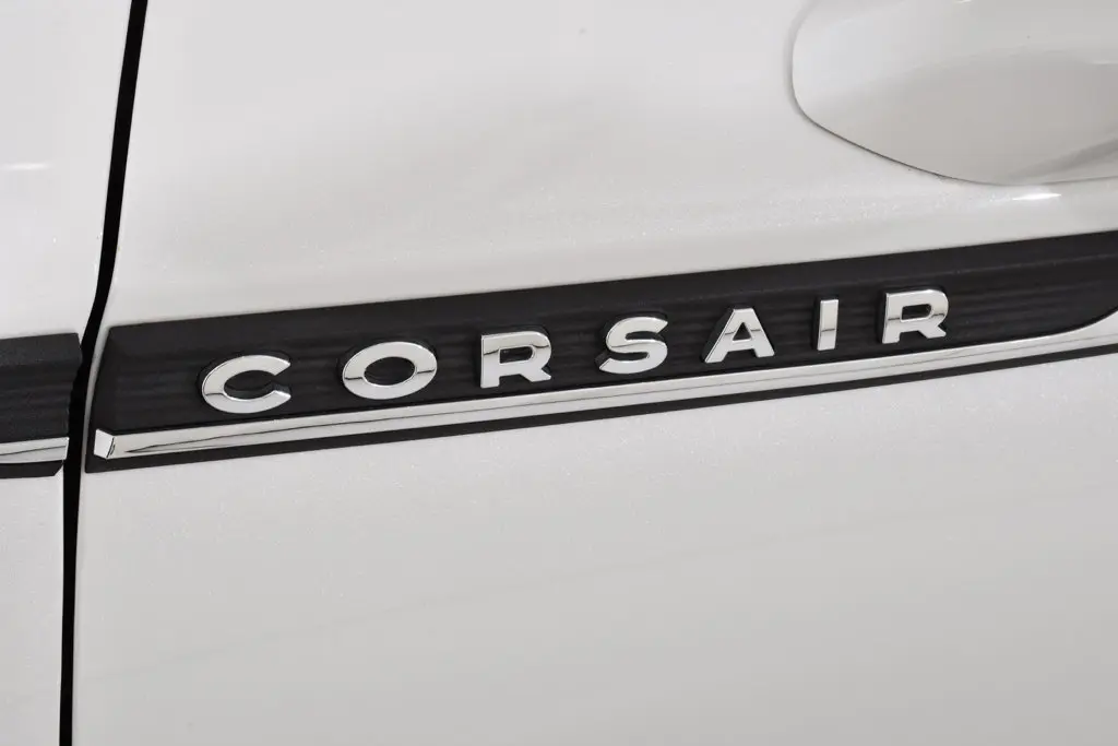 2021 Lincoln Corsair - $20,755