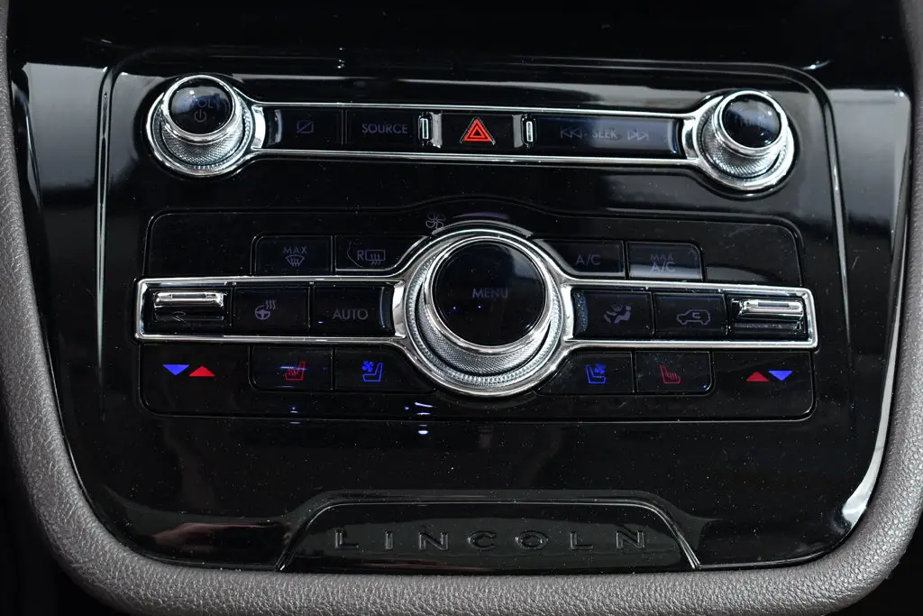 2021 Lincoln Corsair - $20,755