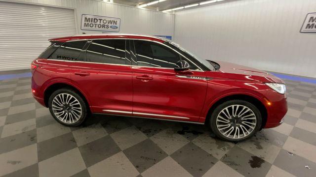 2022 Lincoln Corsair - $29,585