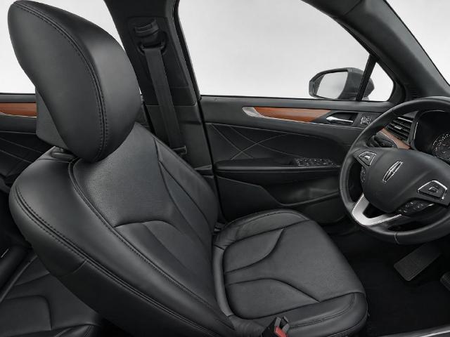 2017 Lincoln MKC - $15,288
