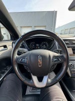 2017 MKC Thumbnail 10