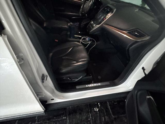 2019 Lincoln MKC - $18,900