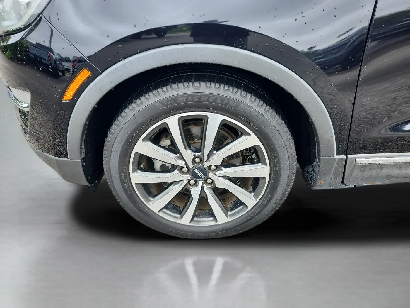 2019 Lincoln MKC - $14,500