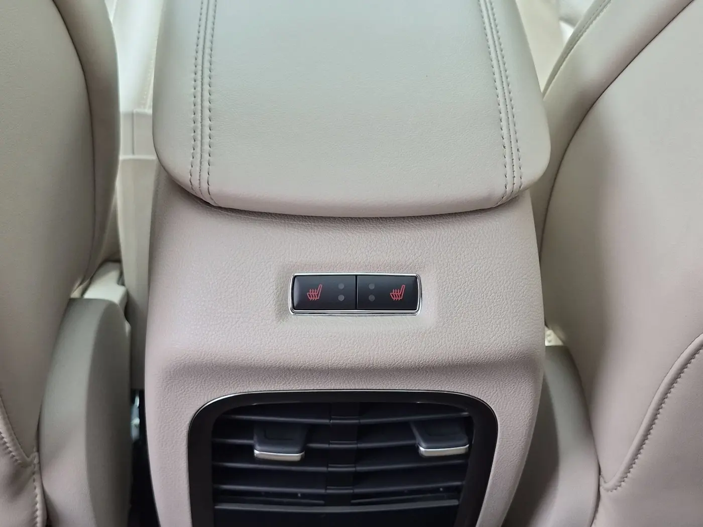 2019 Lincoln MKC - $17,588