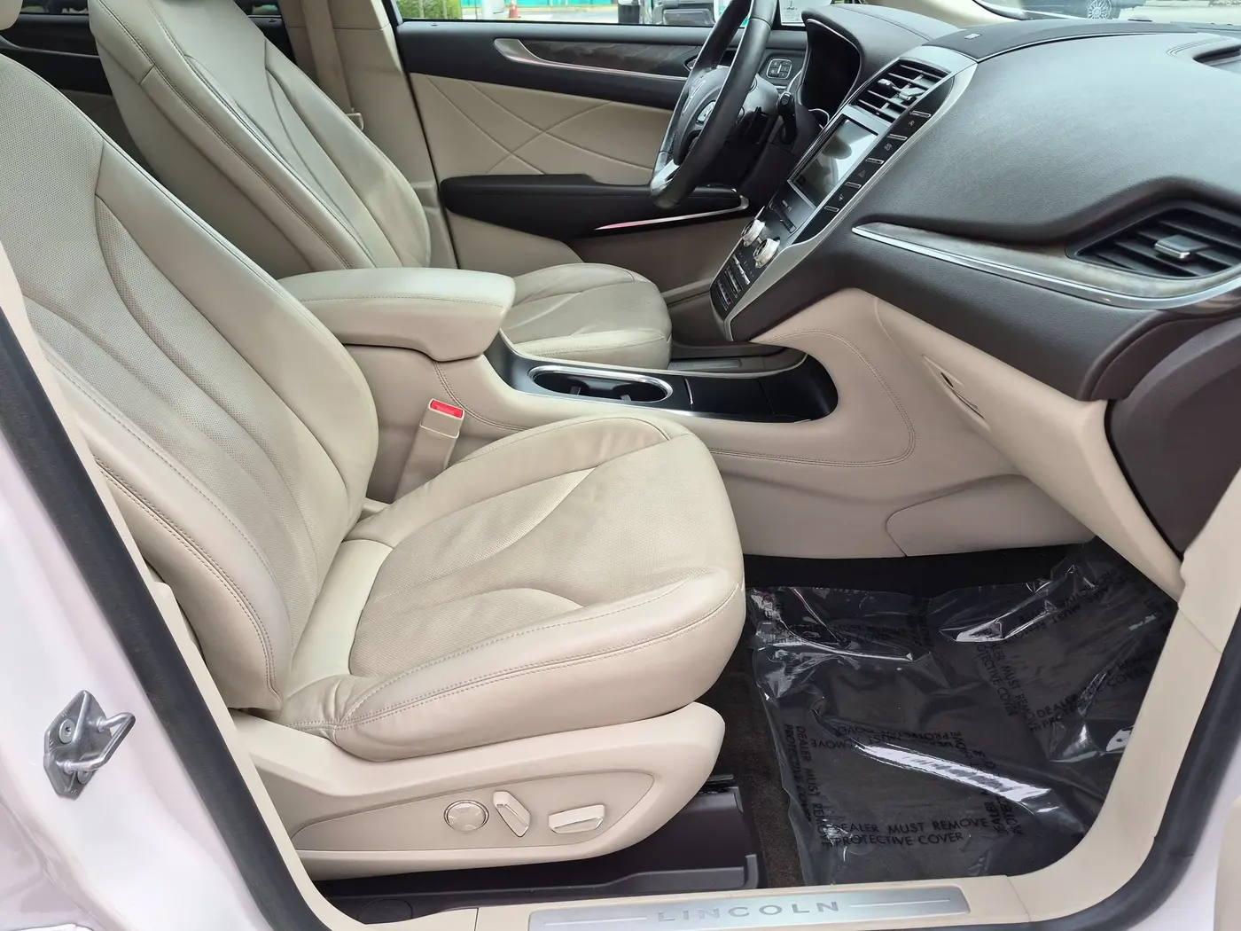 2019 Lincoln MKC - $17,588