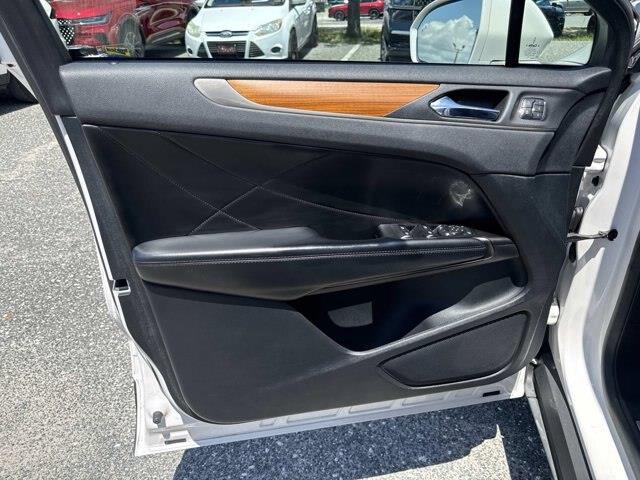 2019 Lincoln MKC - $15,500