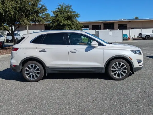 2019 Lincoln MKC - $19,274