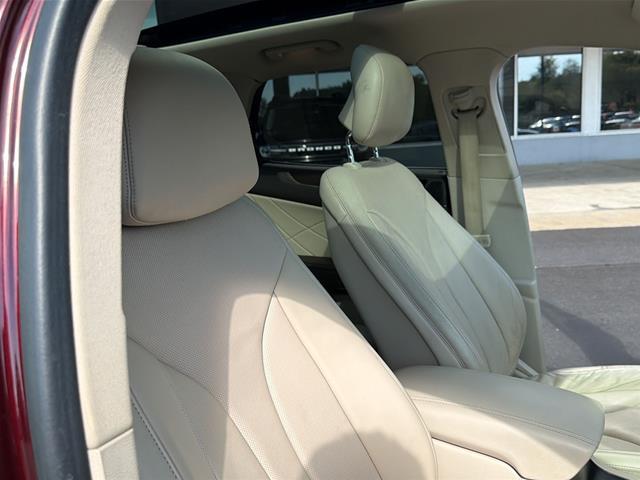 2019 Lincoln MKC - $16,700