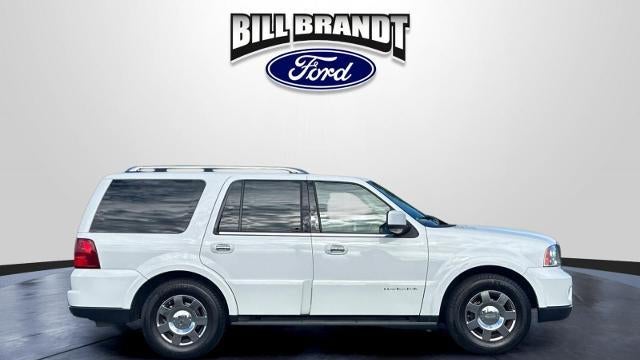 2005 Lincoln Navigator Luxury