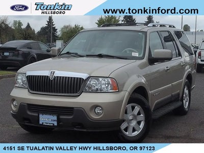 Photo of a 2004 Lincoln Navigator Luxury 4WD 4DR SUV for sale