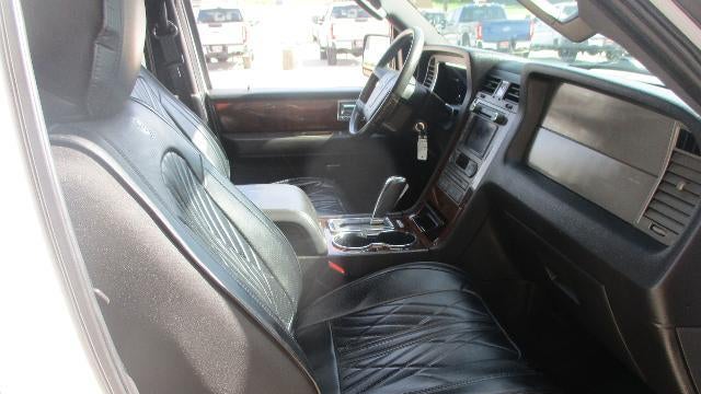 2014 Lincoln Navigator Base