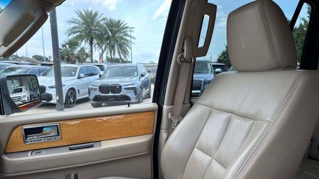 2010 Lincoln Navigator Base