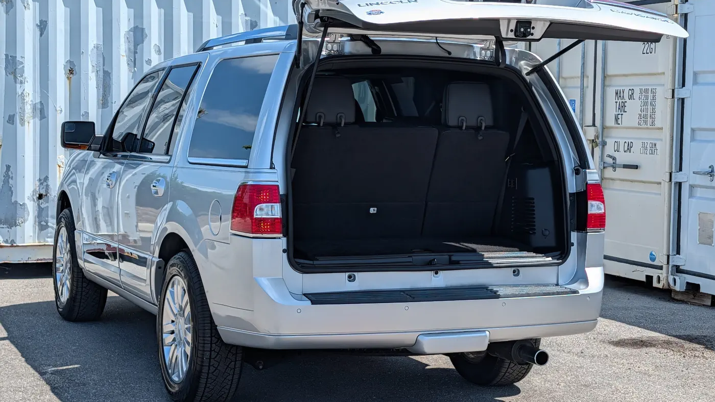 2014 Lincoln Navigator Base