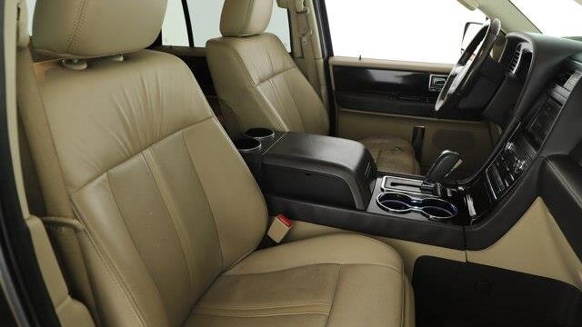 2015 Lincoln Navigator Base