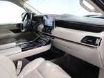 2018 Navigator Thumbnail 31