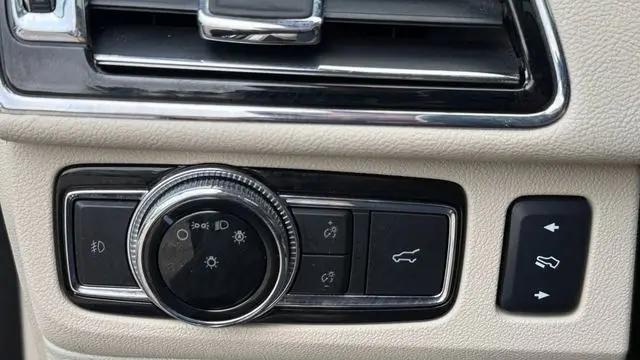 2018 Lincoln Navigator Select