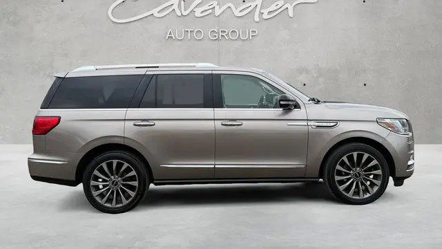 2018 Lincoln Navigator Select