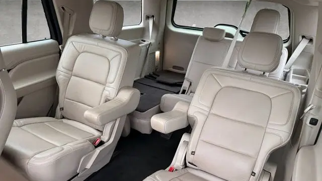 2018 Lincoln Navigator Select