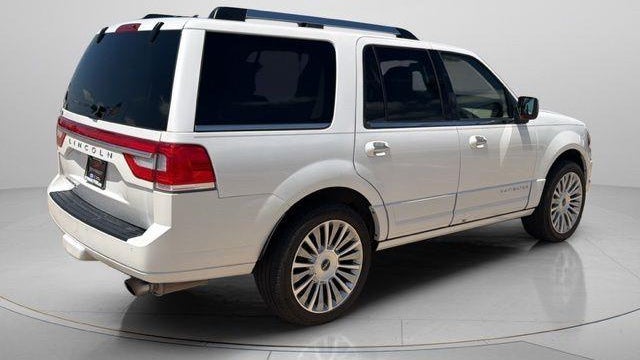 2017 Lincoln Navigator Select