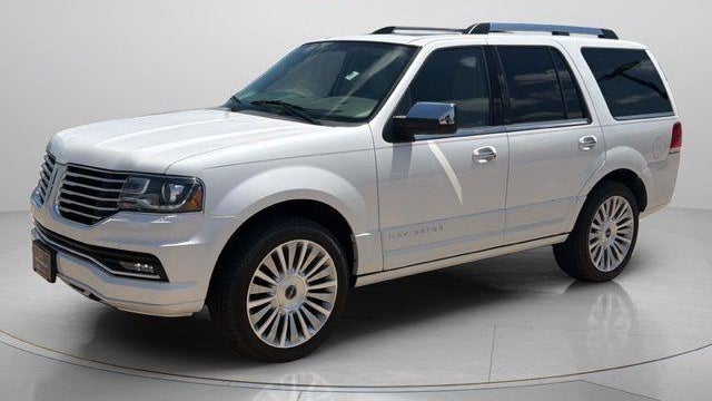 2017 Lincoln Navigator Select
