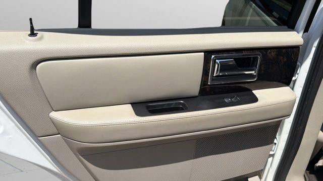 2017 Lincoln Navigator Select
