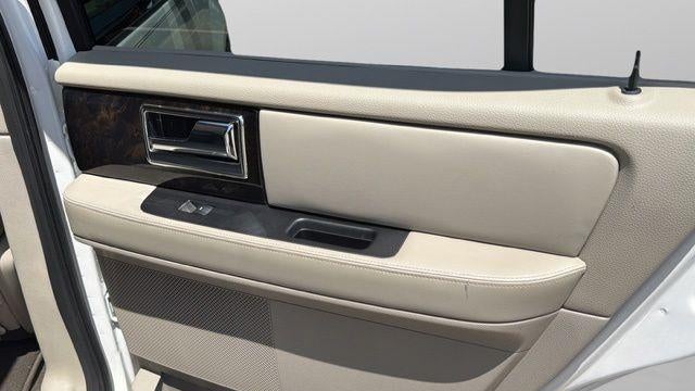 2017 Lincoln Navigator Select