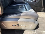 2017 Navigator Thumbnail 15