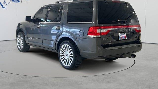 2017 Lincoln Navigator Select