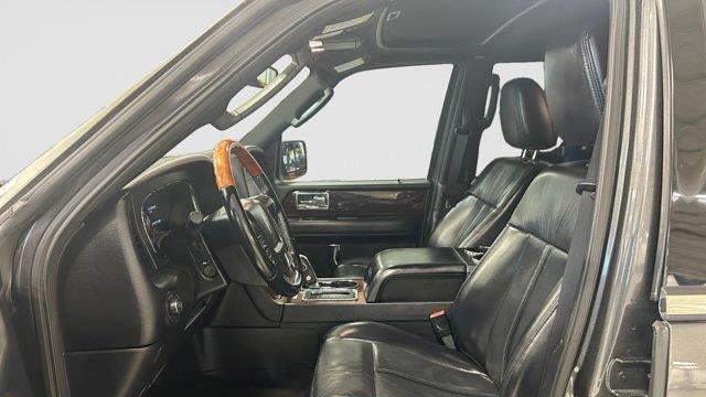 2017 Lincoln Navigator Select