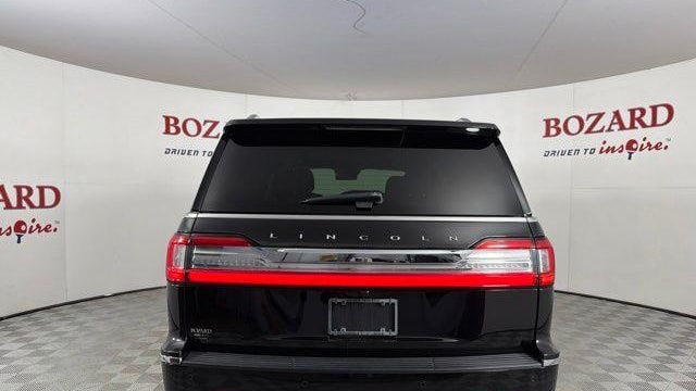 2019 Lincoln Navigator Select