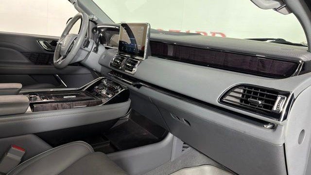 2019 Lincoln Navigator Select