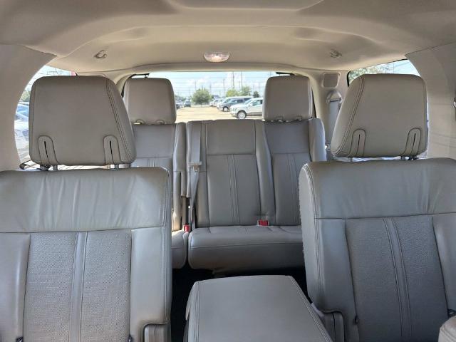 2017 Lincoln Navigator - $15,880