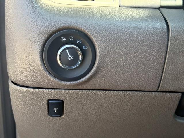 2017 Lincoln Navigator - $15,880