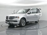 2017 Navigator Thumbnail 12