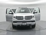 2017 Navigator Thumbnail 13
