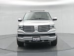 2017 Navigator Thumbnail 8
