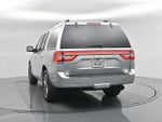 2017 Navigator Thumbnail 12