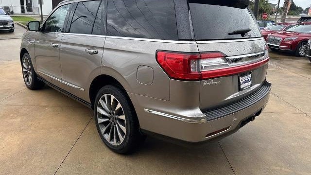 2019 Lincoln Navigator Select