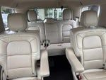 2019 Navigator Thumbnail 10
