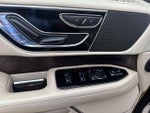 2019 Navigator Thumbnail 20