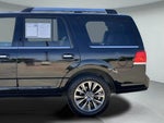 2017 Navigator Thumbnail 10